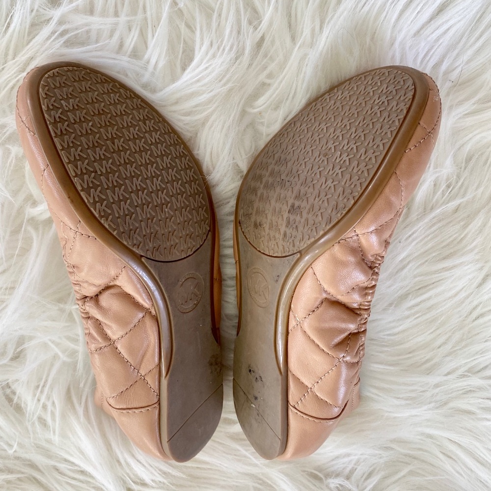 ~Michael Kors~ nude quilted flats with metal logo - Picture 3 of 3
